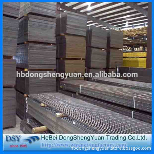 Good quality galvanized serrated bar grating